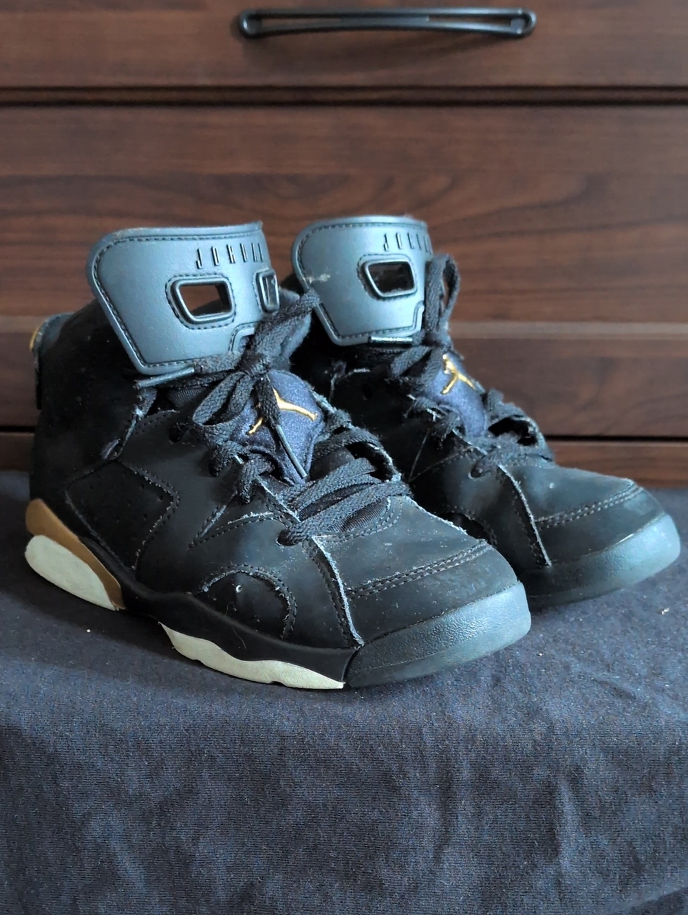 Jordan Air Jordan 6 Retro DMP Black & Gold Sneakers